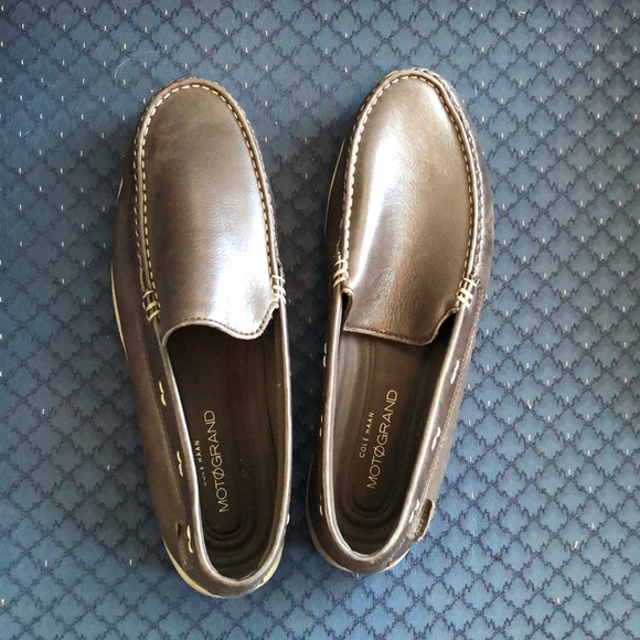 Cole Haan Loafer, Size 9.5 - Picture 2 of 6
